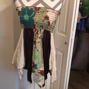 Súper cute tube top. Perfect for summer